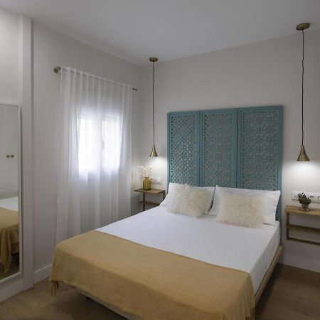 Beautiful Blue Triana Apartment Sevilla Dış mekan fotoğraf