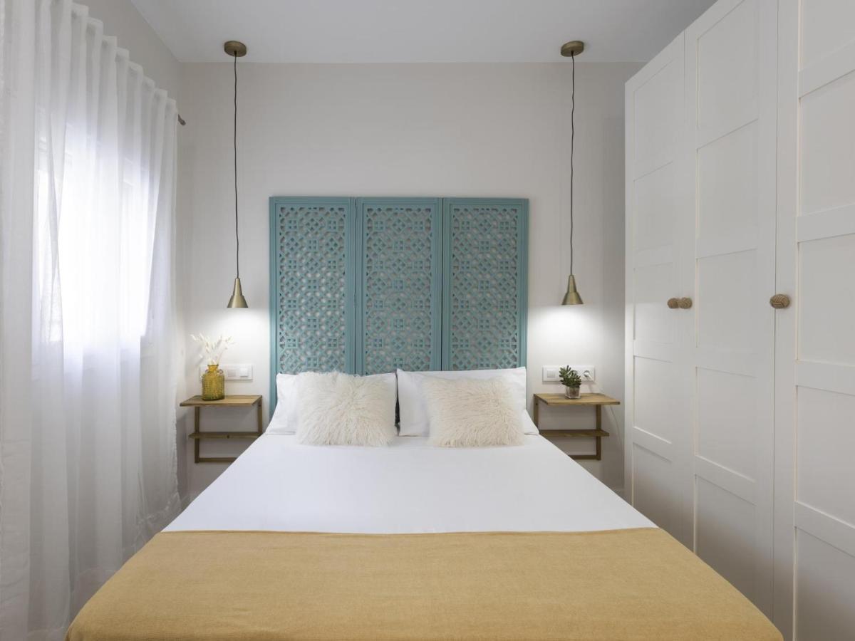 Beautiful Blue Triana Apartment Sevilla Dış mekan fotoğraf