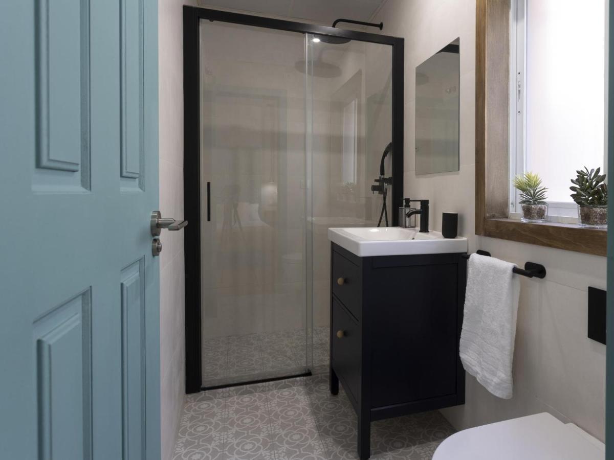 Beautiful Blue Triana Apartment Sevilla Dış mekan fotoğraf