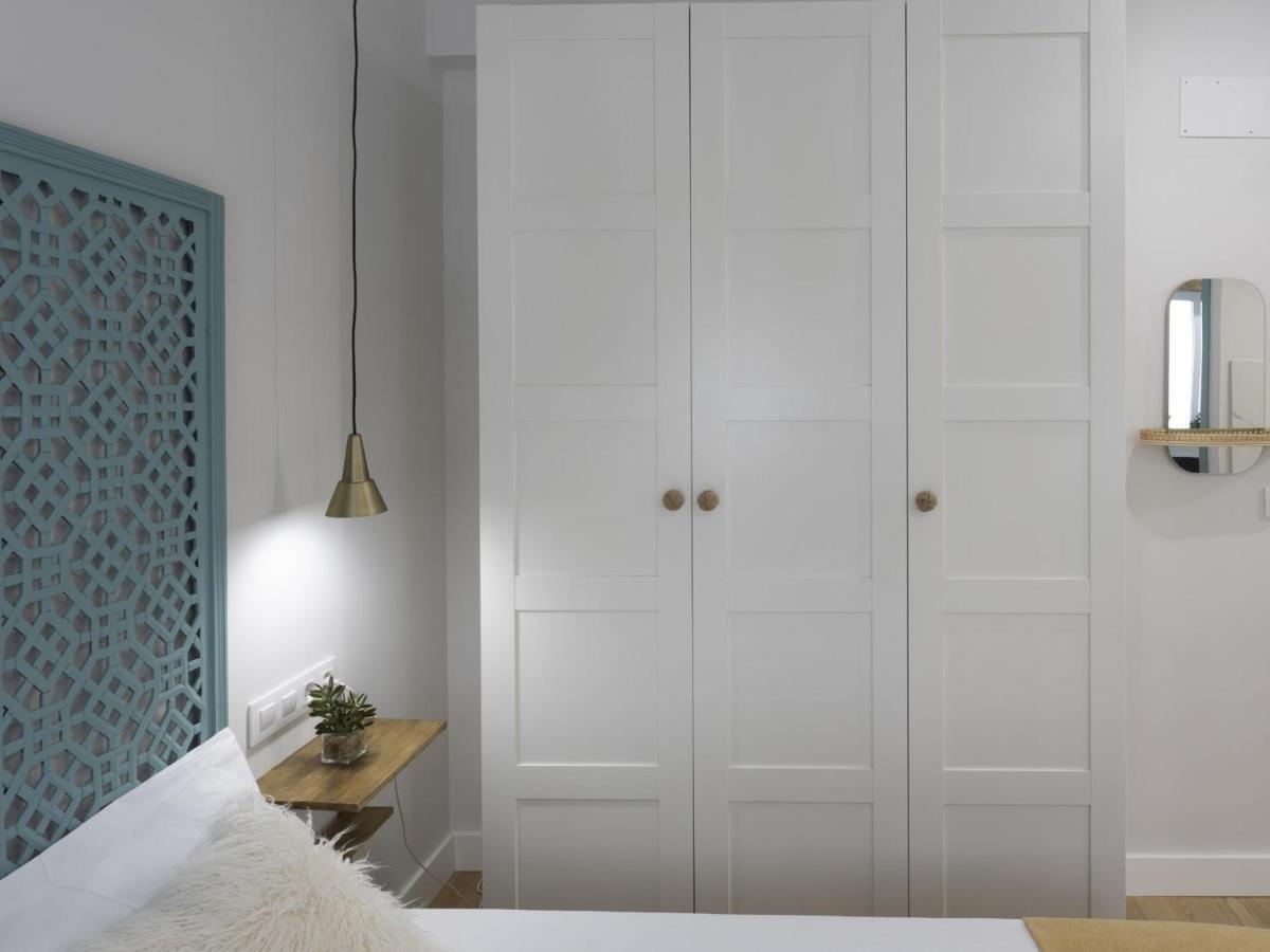 Beautiful Blue Triana Apartment Sevilla Dış mekan fotoğraf
